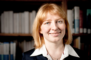 Prof. Dr. Annette Bieniusa